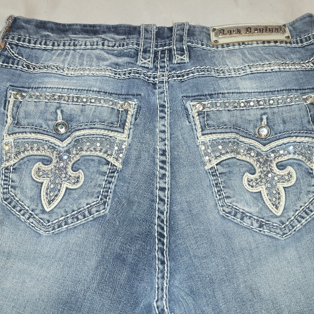 Women's ROCK REVIVAL Diella Easy Boot Jeans -- Size 31